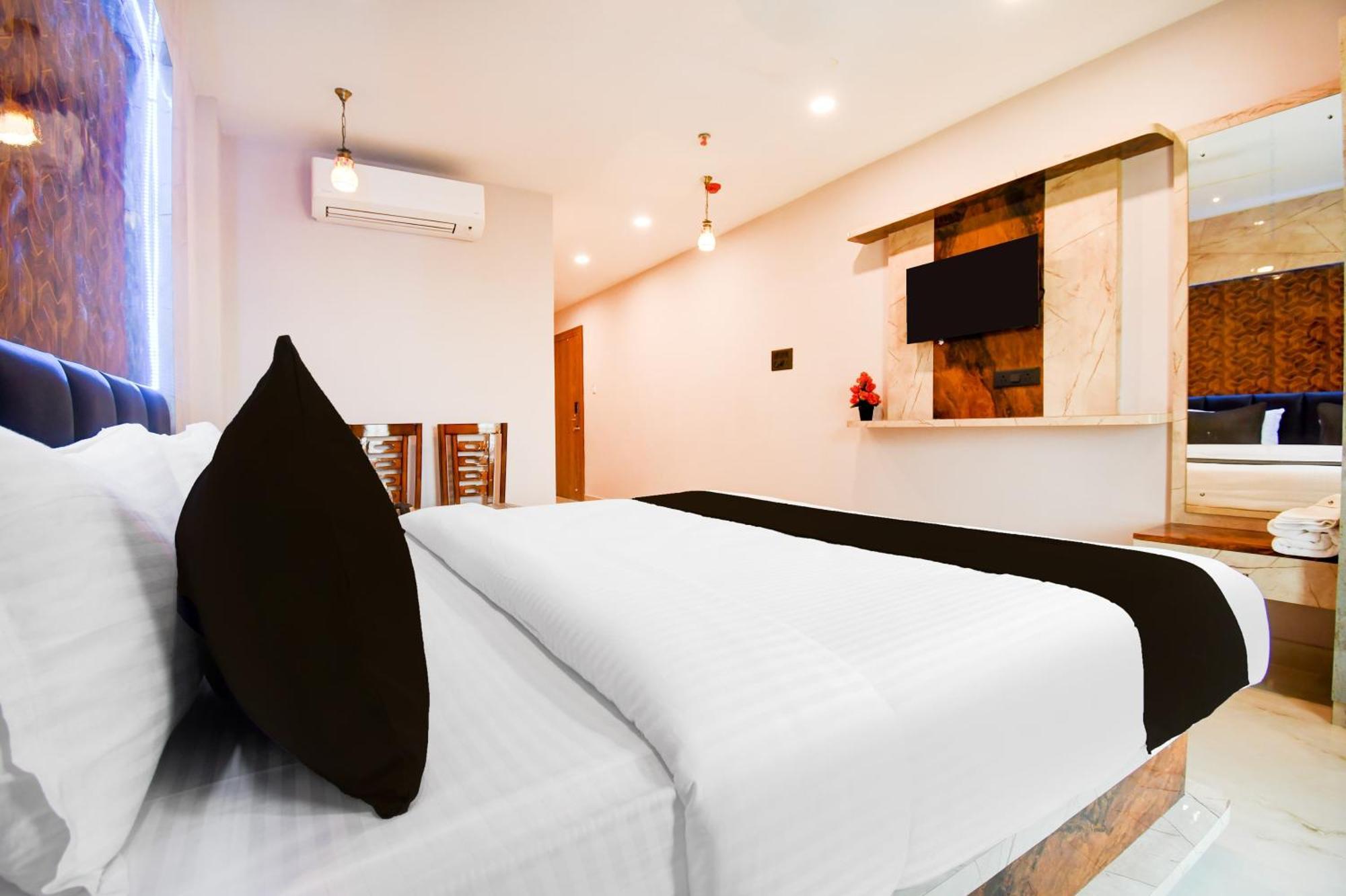 Collection O Sakhigopal Hotel 3*