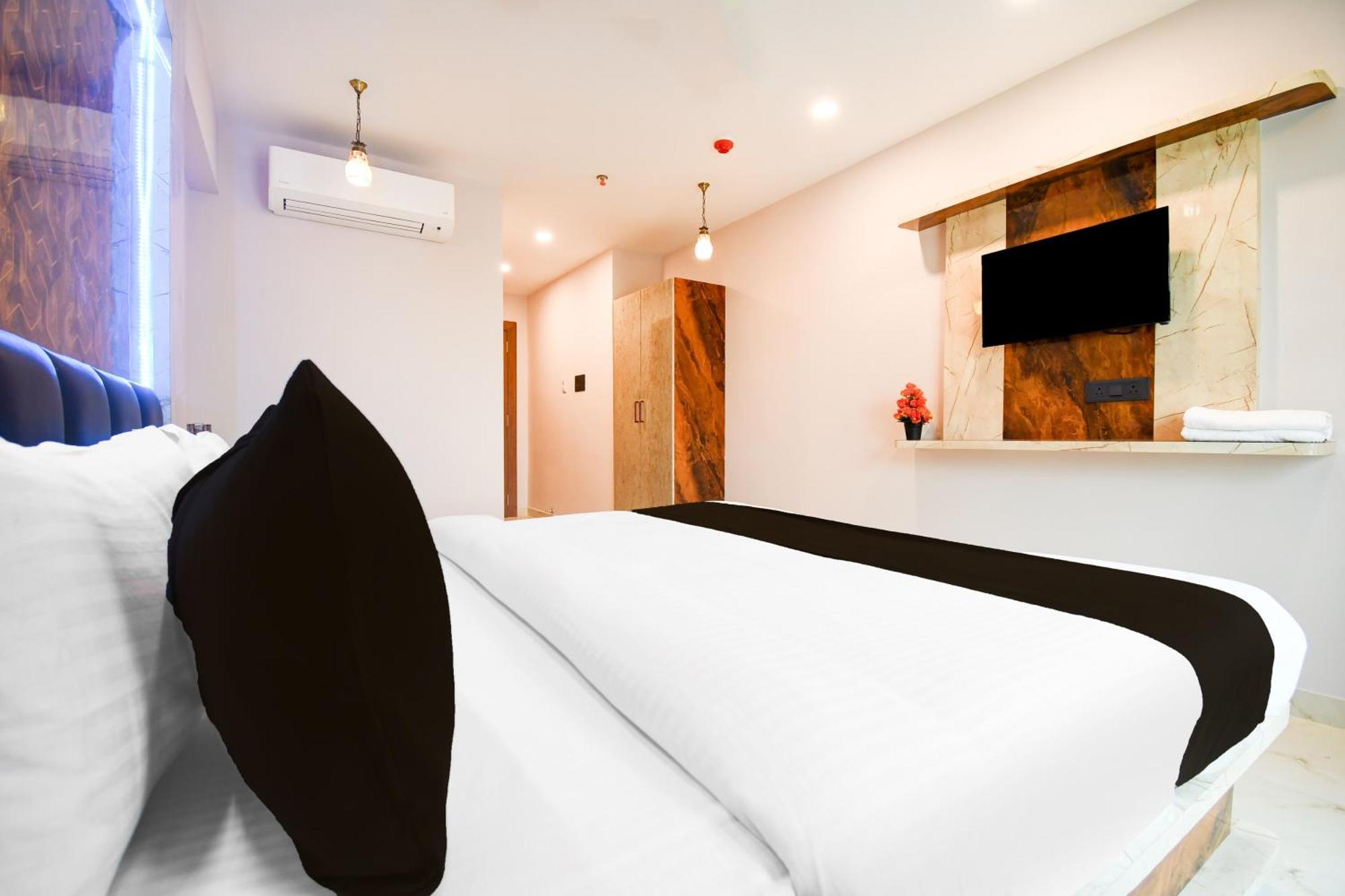 Hotel Collection O Sakhigopal 3*